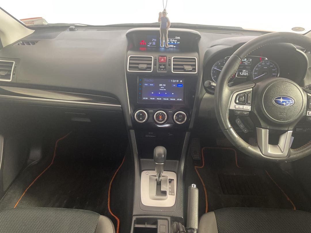 Photo '18' of Subaru XV