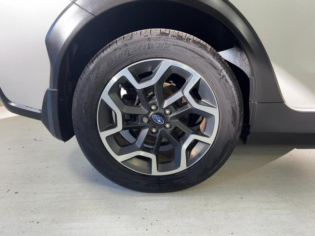 Photo '12' of Subaru XV