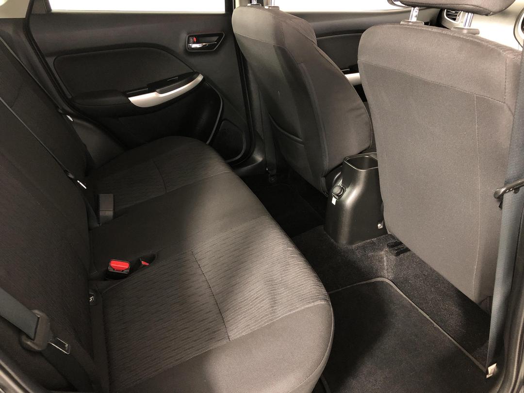 Photo '20' of Suzuki Baleno