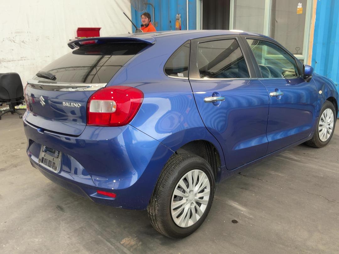 Photo '10' of Suzuki Baleno Photo '10' of Suzuki Baleno