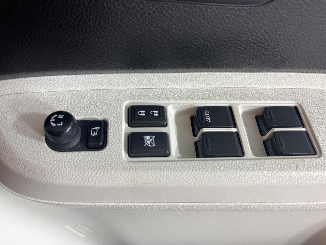 Photo '25' of Suzuki Ignis