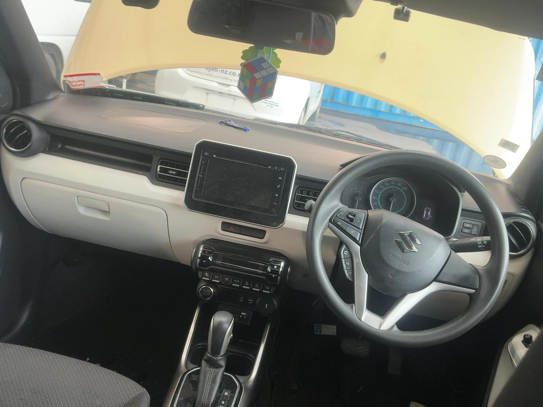 Photo '15' of Suzuki Ignis Photo '15' of Suzuki Ignis