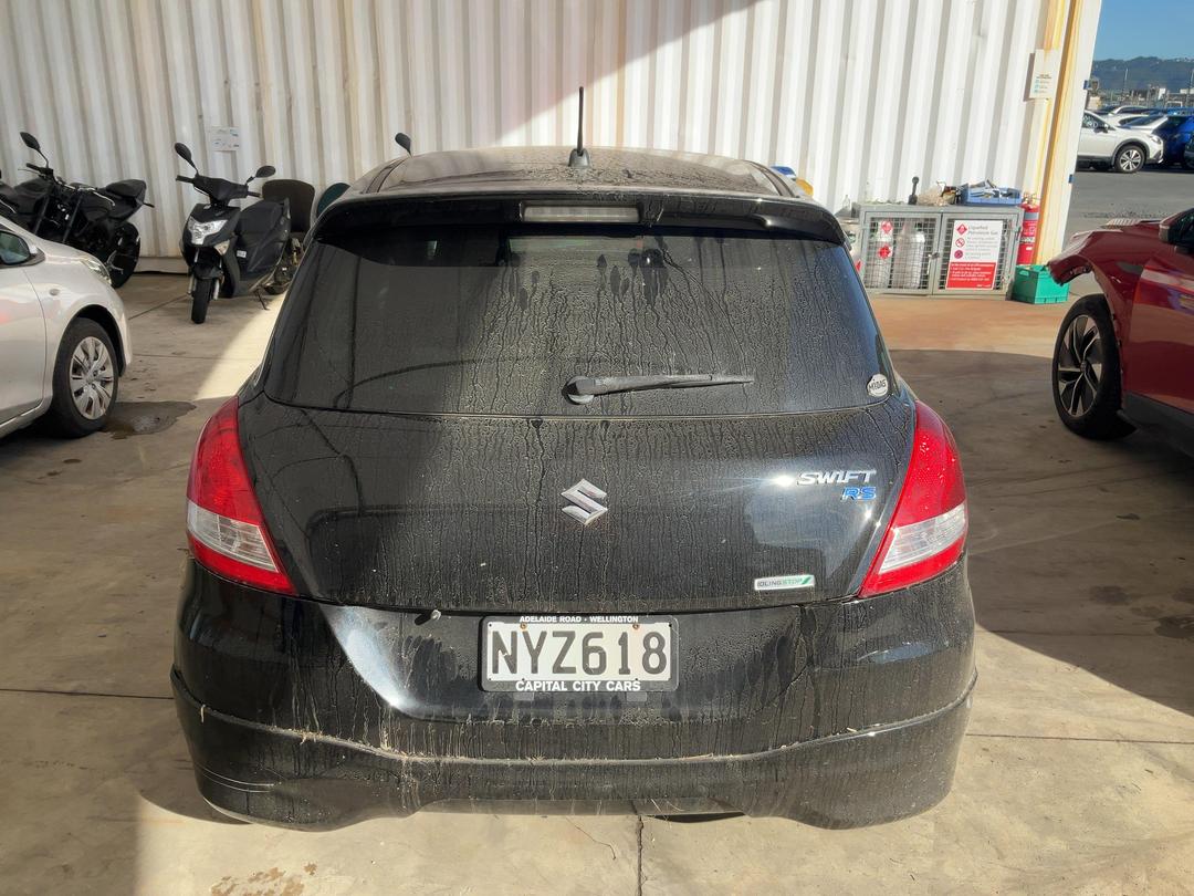 Photo '6' of Suzuki Swift RS