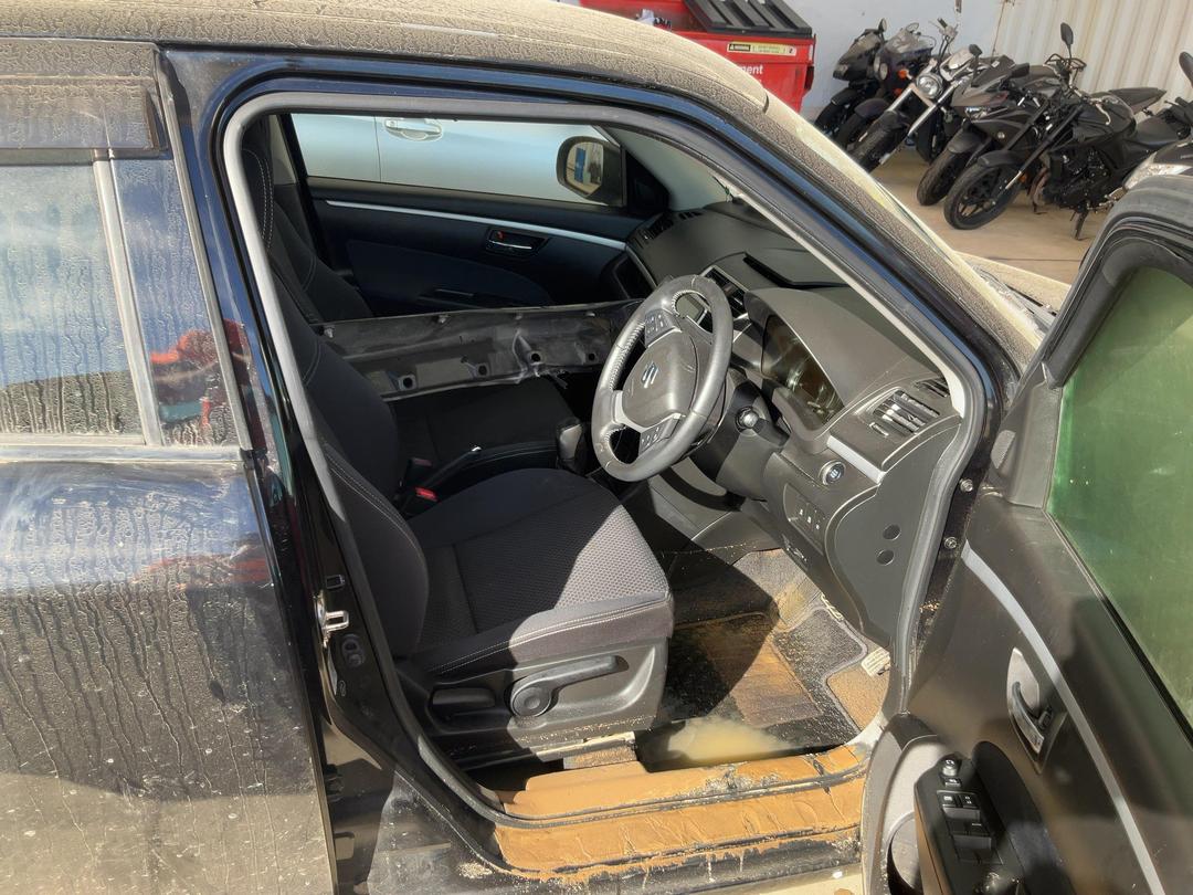 Photo '8' of Suzuki Swift RS