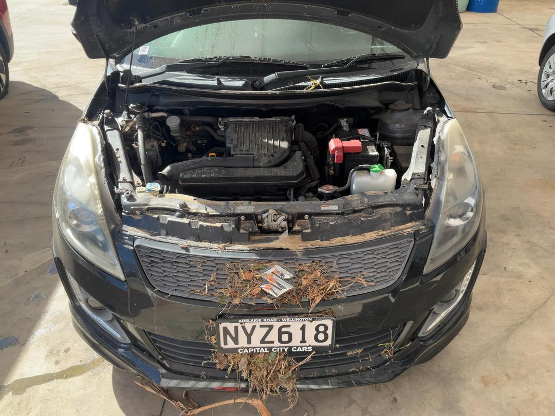 Photo '16' of Suzuki Swift RS