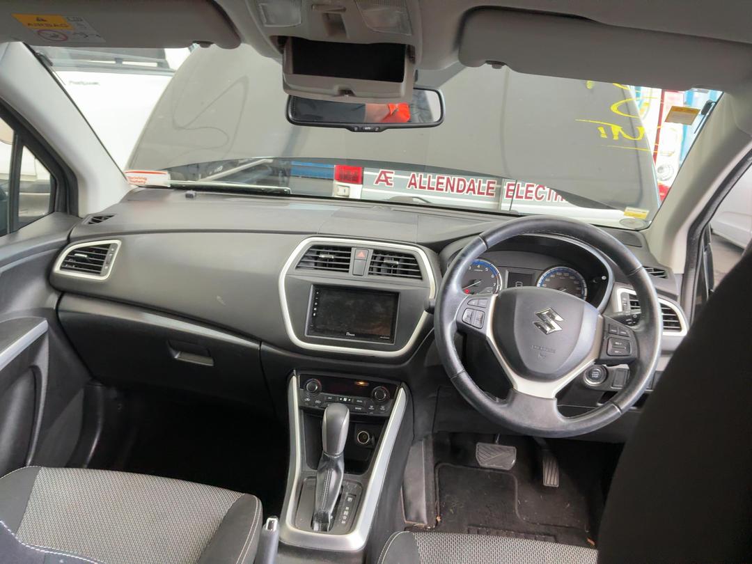 Photo '24' of Suzuki SX4 S-Cross