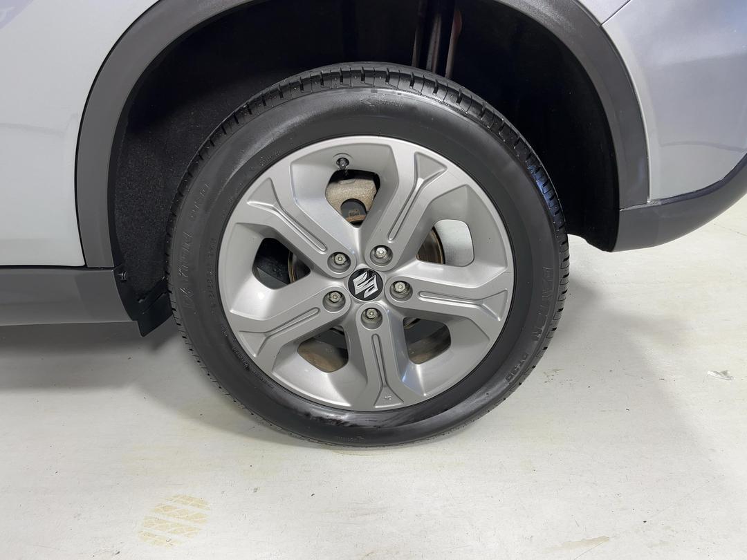 Photo '11' of Suzuki Vitara