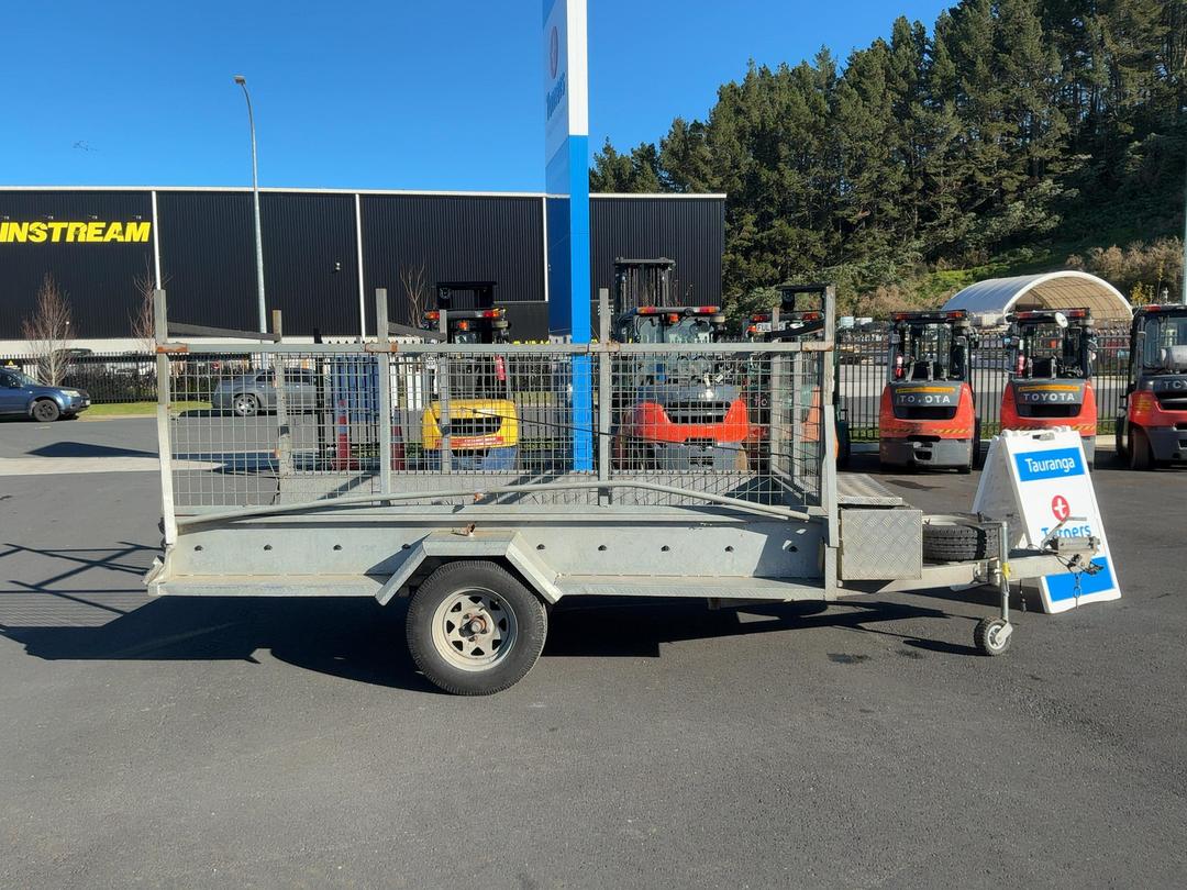 Photo '3' of TITAN 10X5 SINGLE Flat Deck - Single