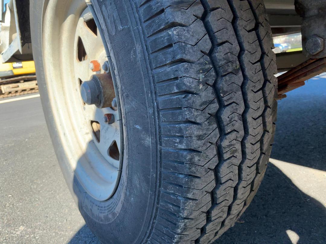 Photo '19' of TITAN 10X5 SINGLE Flat Deck - Single