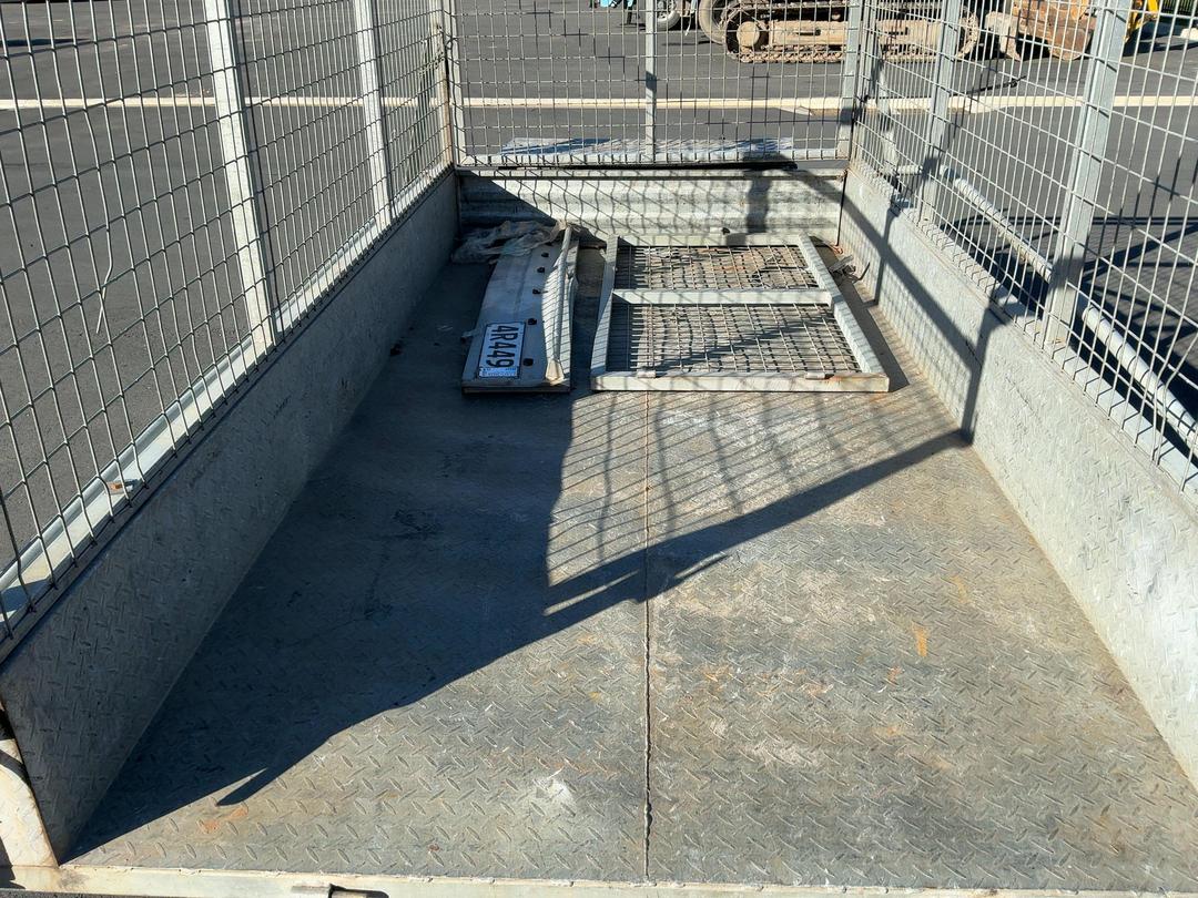 Photo '12' of TITAN 10X5 SINGLE Flat Deck - Single