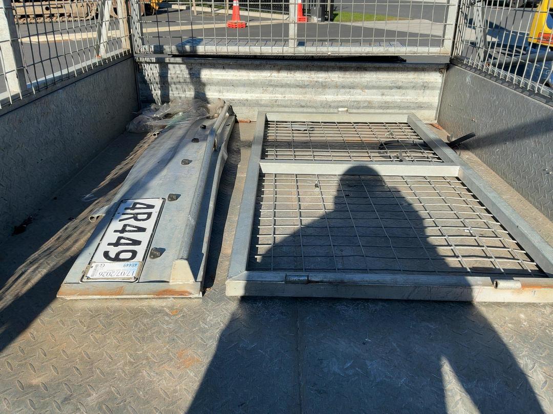 Photo '14' of TITAN 10X5 SINGLE Flat Deck - Single