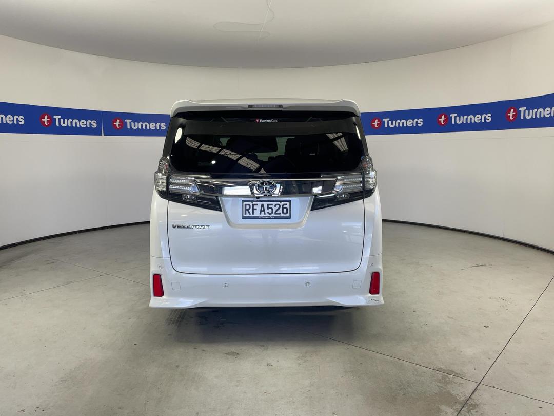 Photo '6' of Toyota Alphard