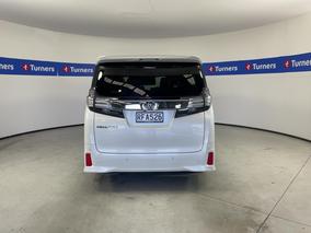 Photo '6' of Toyota Alphard