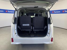 Photo '14' of Toyota Alphard