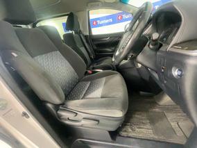 Photo '16' of Toyota Alphard