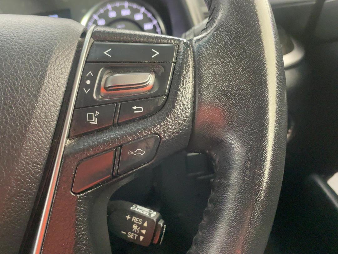 Photo '25' of Toyota Alphard