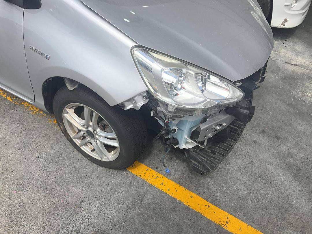 Photo '4' of Toyota Aqua Hybrid