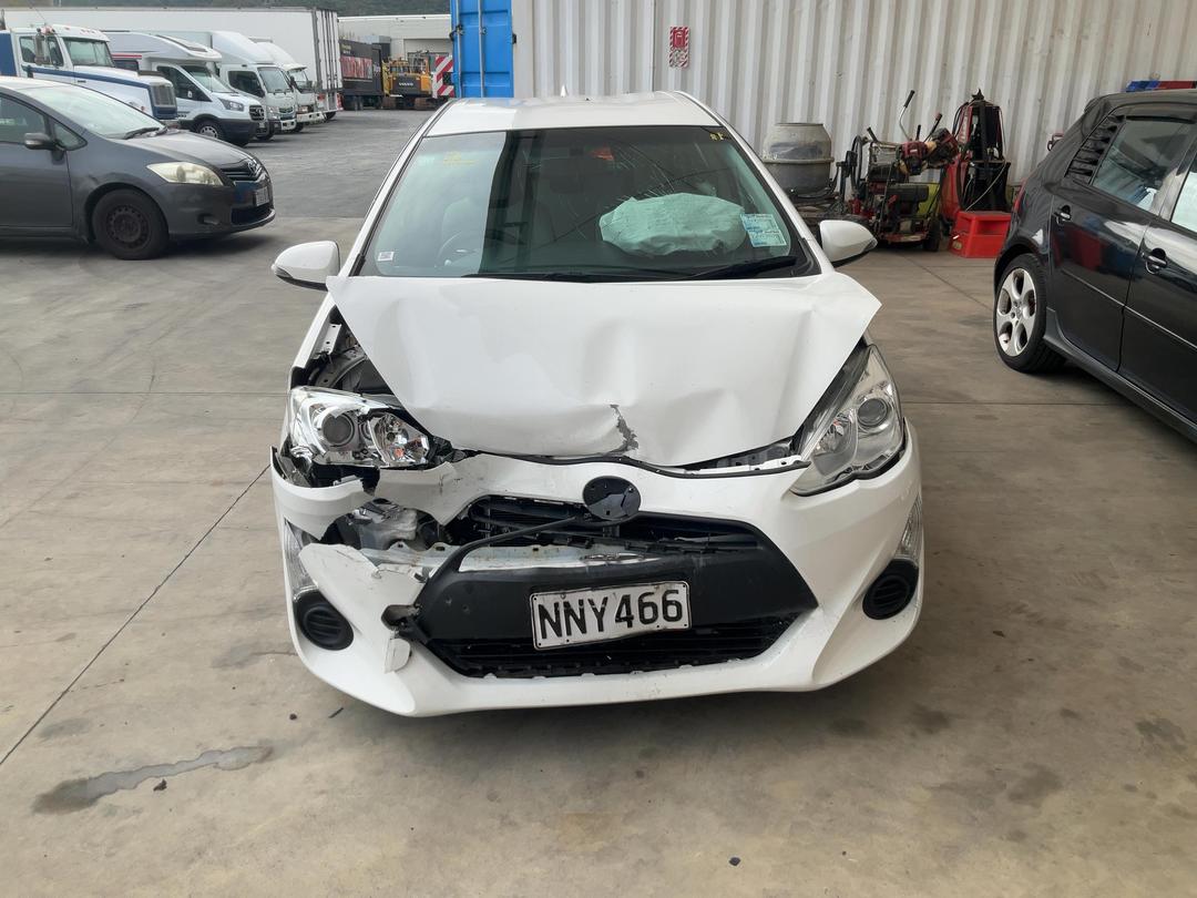 Photo '2' of Toyota Aqua