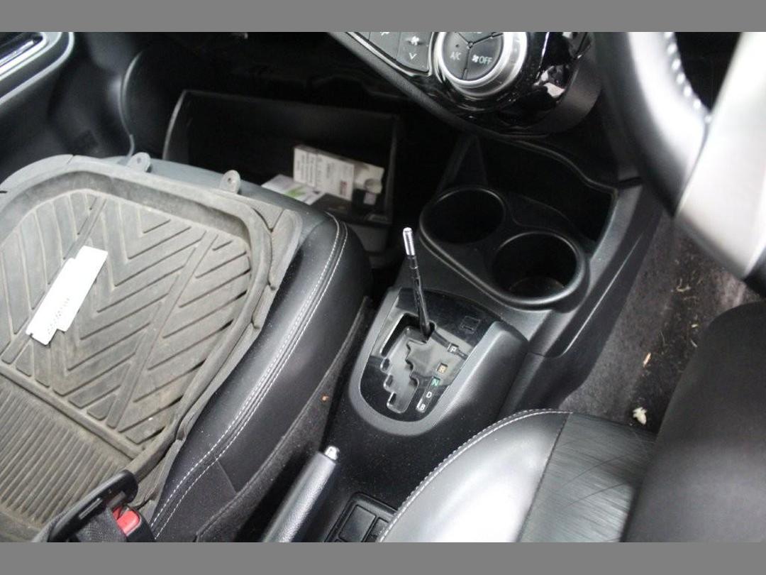 Photo '5' of Toyota Aqua