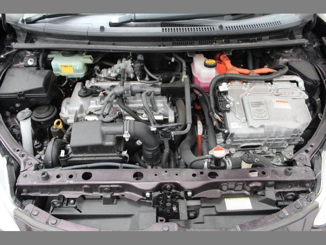 Photo '10' of Toyota Aqua