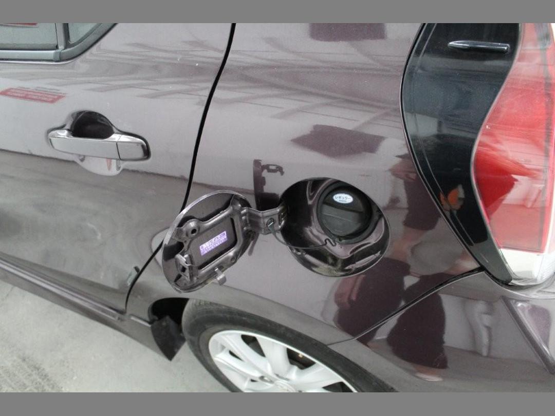 Photo '14' of Toyota Aqua