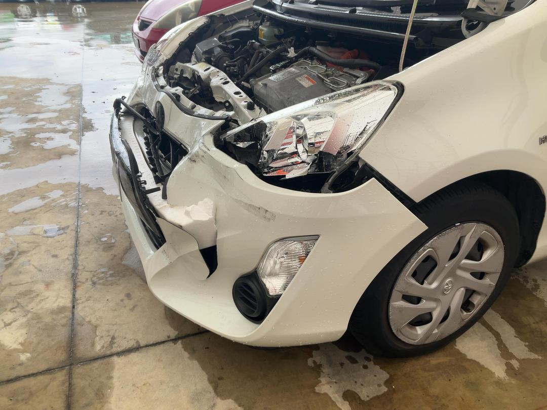 Photo '17' of Toyota Aqua Hybrid