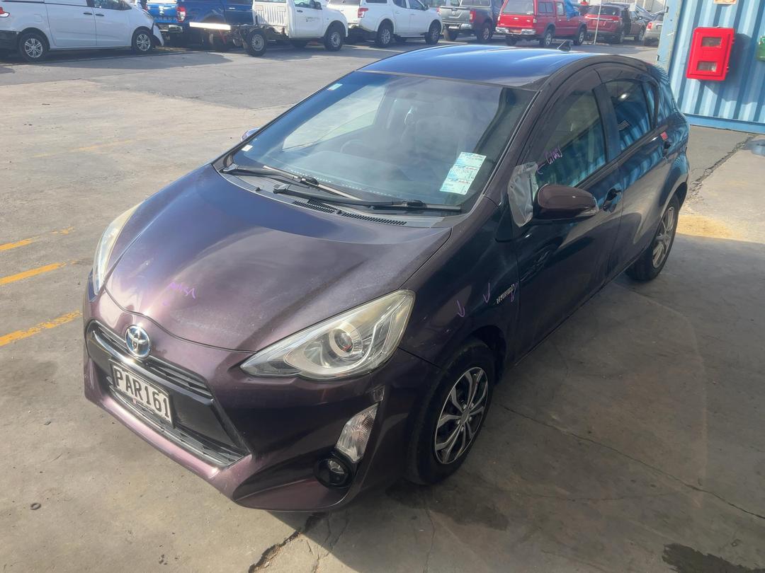 Photo '5' of Toyota Aqua