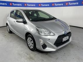 Image of 2016 Toyota Aqua