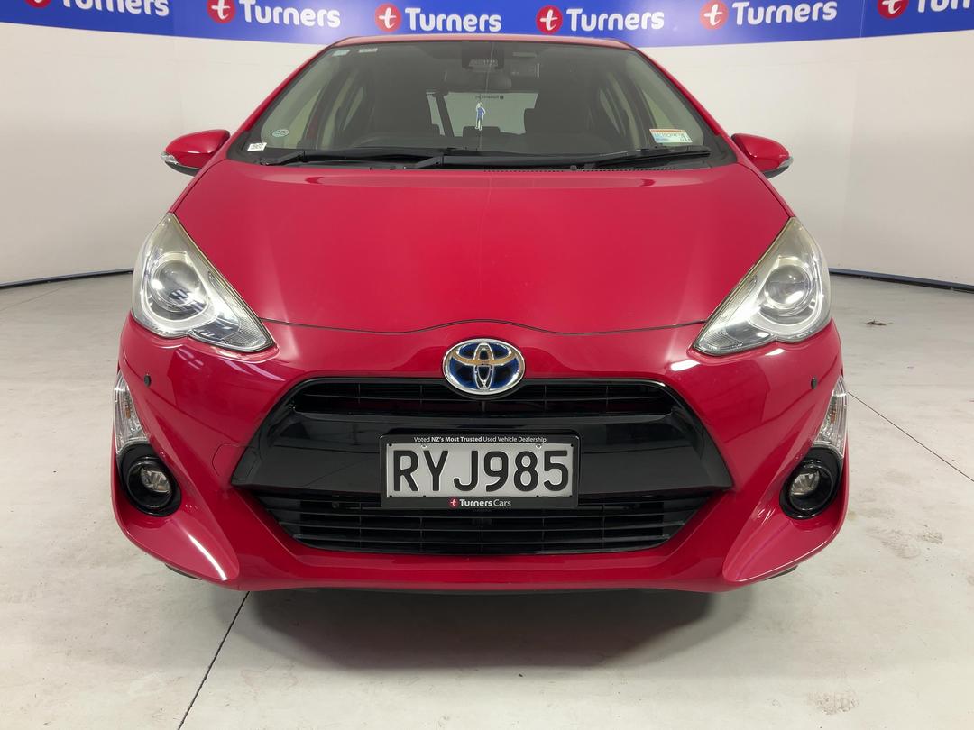 Photo '2' of Toyota Aqua
