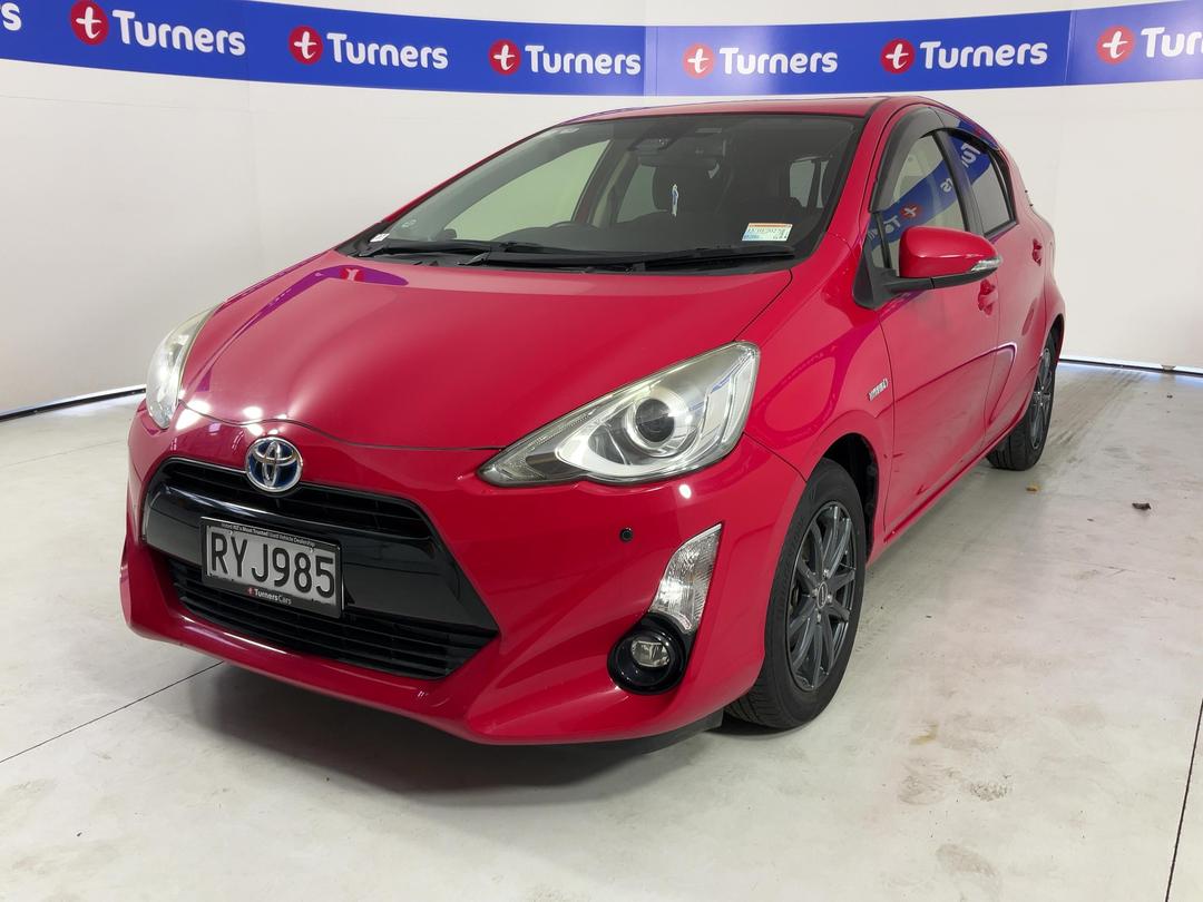 Photo '4' of Toyota Aqua