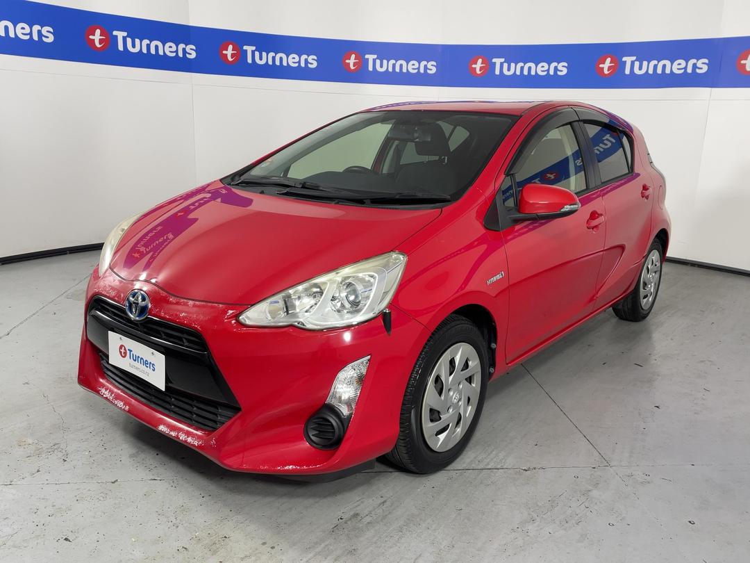 Photo '4' of Toyota Aqua