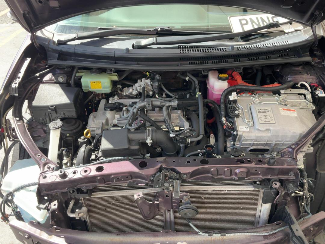 Photo '15' of Toyota Aqua