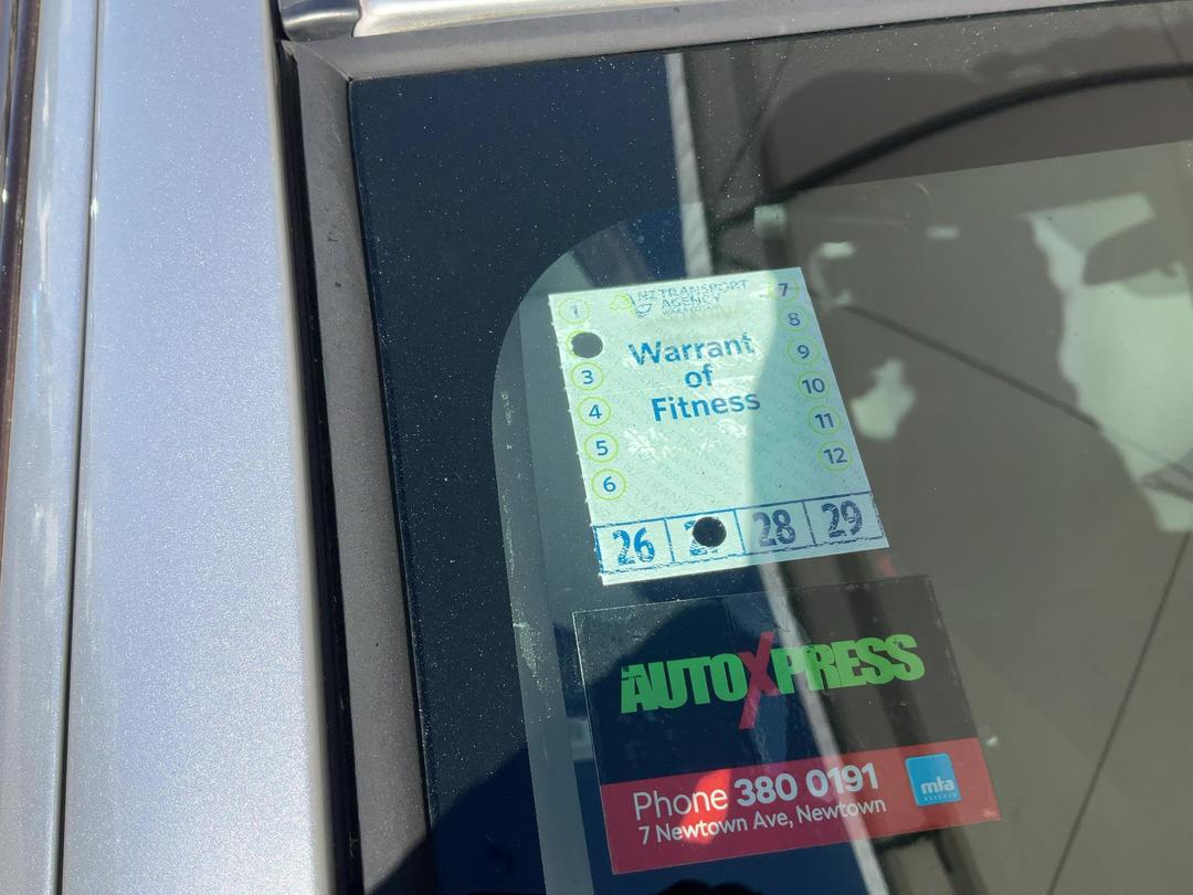 Photo '22' of Toyota Aqua