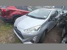 Thumbnail '2' of Toyota Aqua