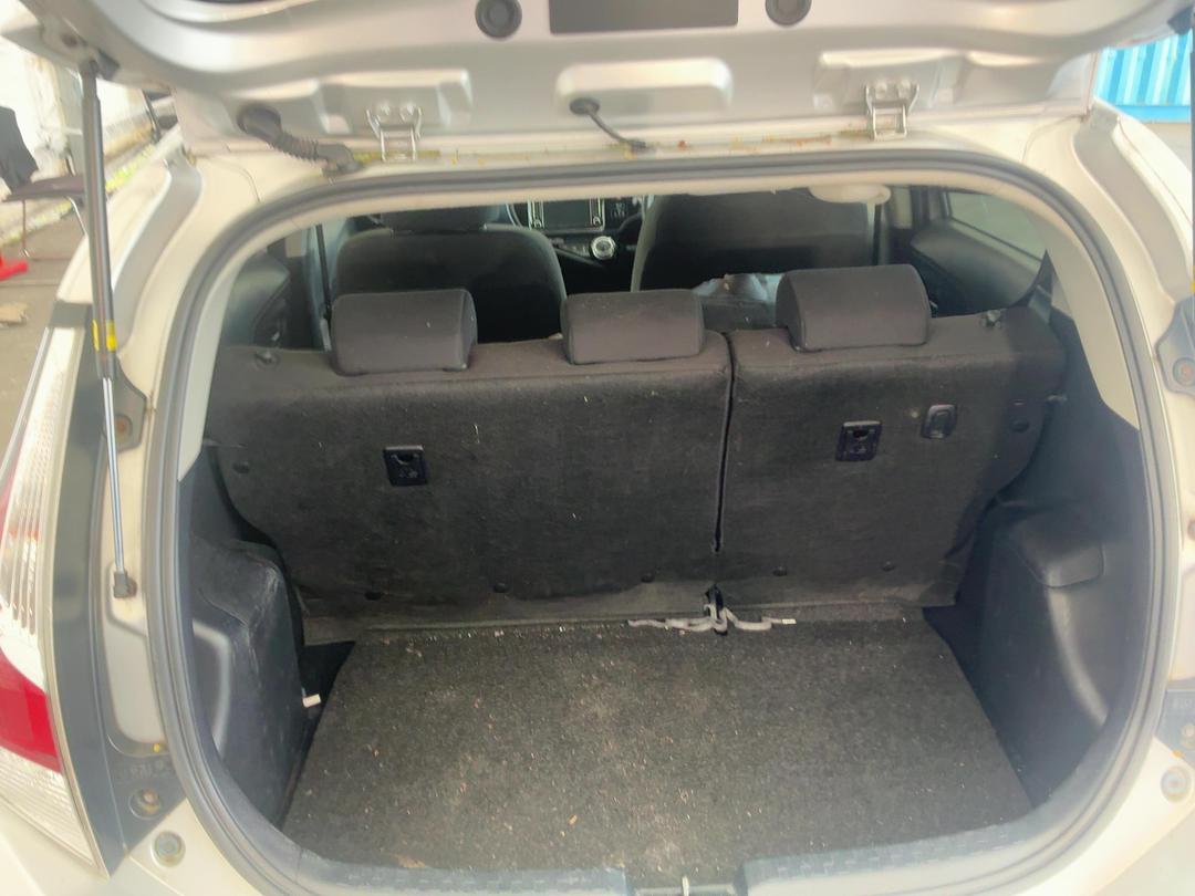 Photo '15' of Toyota Aqua