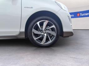 Photo '9' of Toyota Aqua