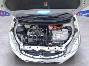 Photo '13' of Toyota Aqua