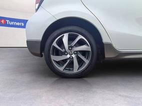 Photo '12' of Toyota Aqua