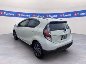 Photo '5' of Toyota Aqua