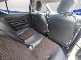 Photo '20' of Toyota Aqua