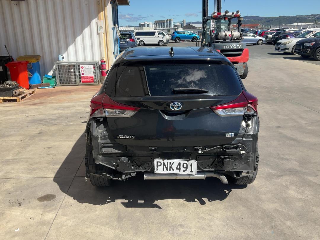 Photo '10' of Toyota Auris