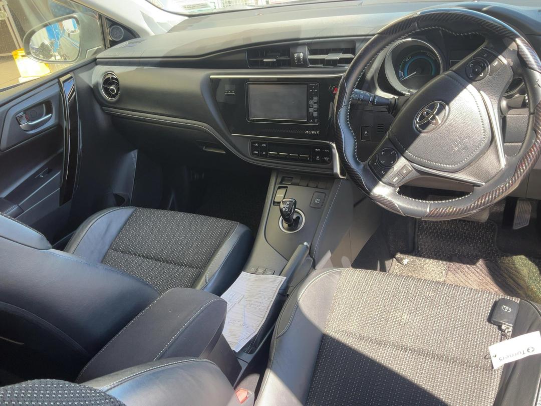Photo '26' of Toyota Auris