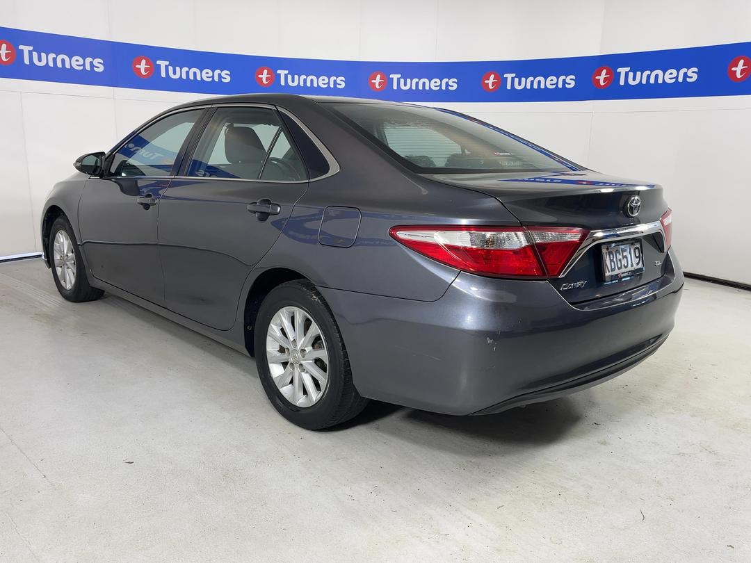 Photo '4' of Toyota Camry GL Photo '4' of Toyota Camry GL