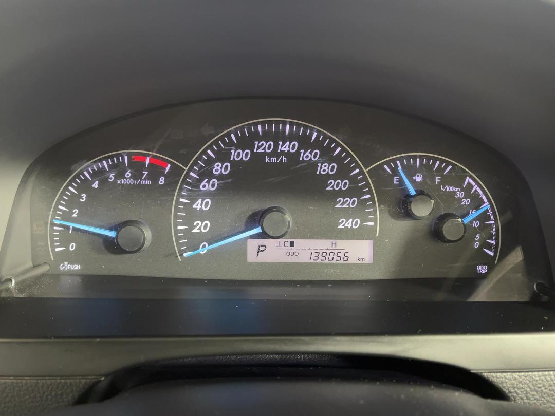 Photo '21' of Toyota Camry