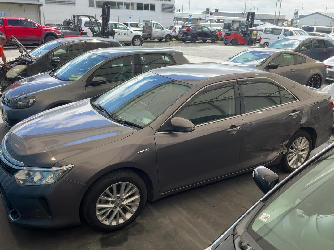 Photo '3' of Toyota Camry Photo '3' of Toyota Camry
