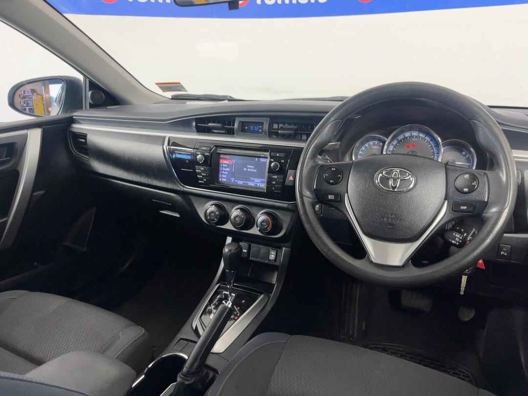 Photo '17' of Toyota Corolla