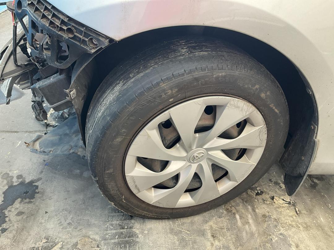 Photo '8' of Toyota Corolla GX