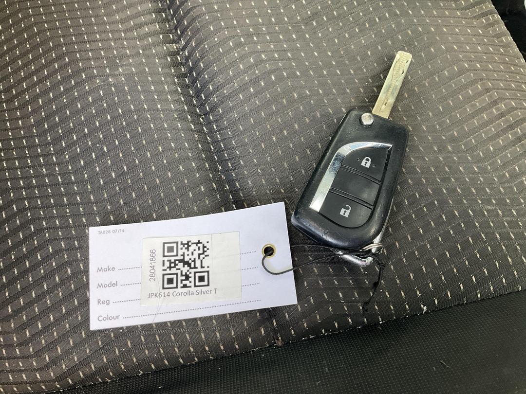 Photo '23' of Toyota Corolla GX