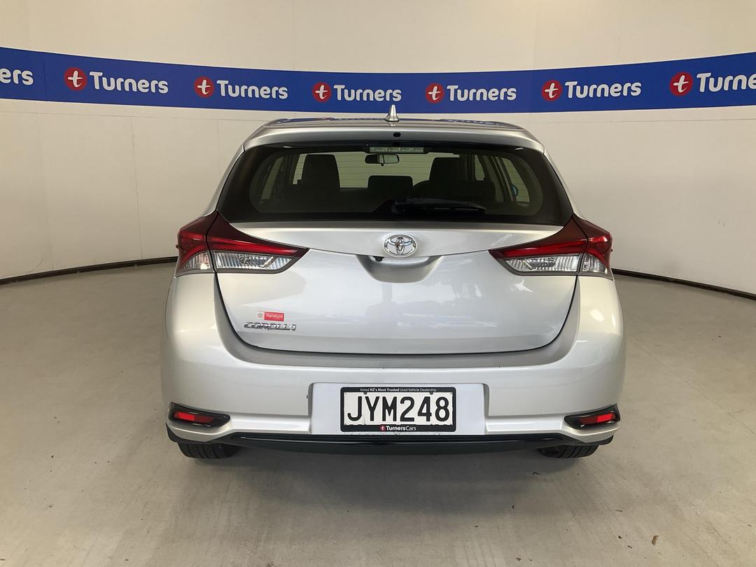 Photo '6' of Toyota Corolla