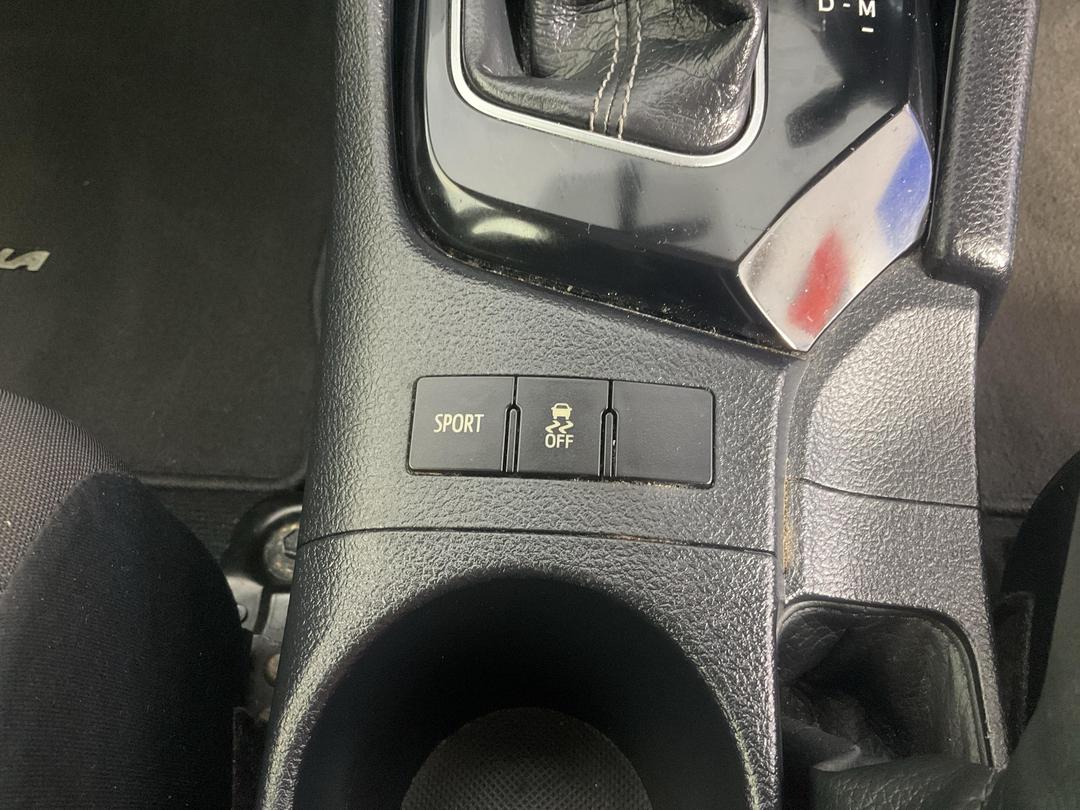 Photo '27' of Toyota Corolla